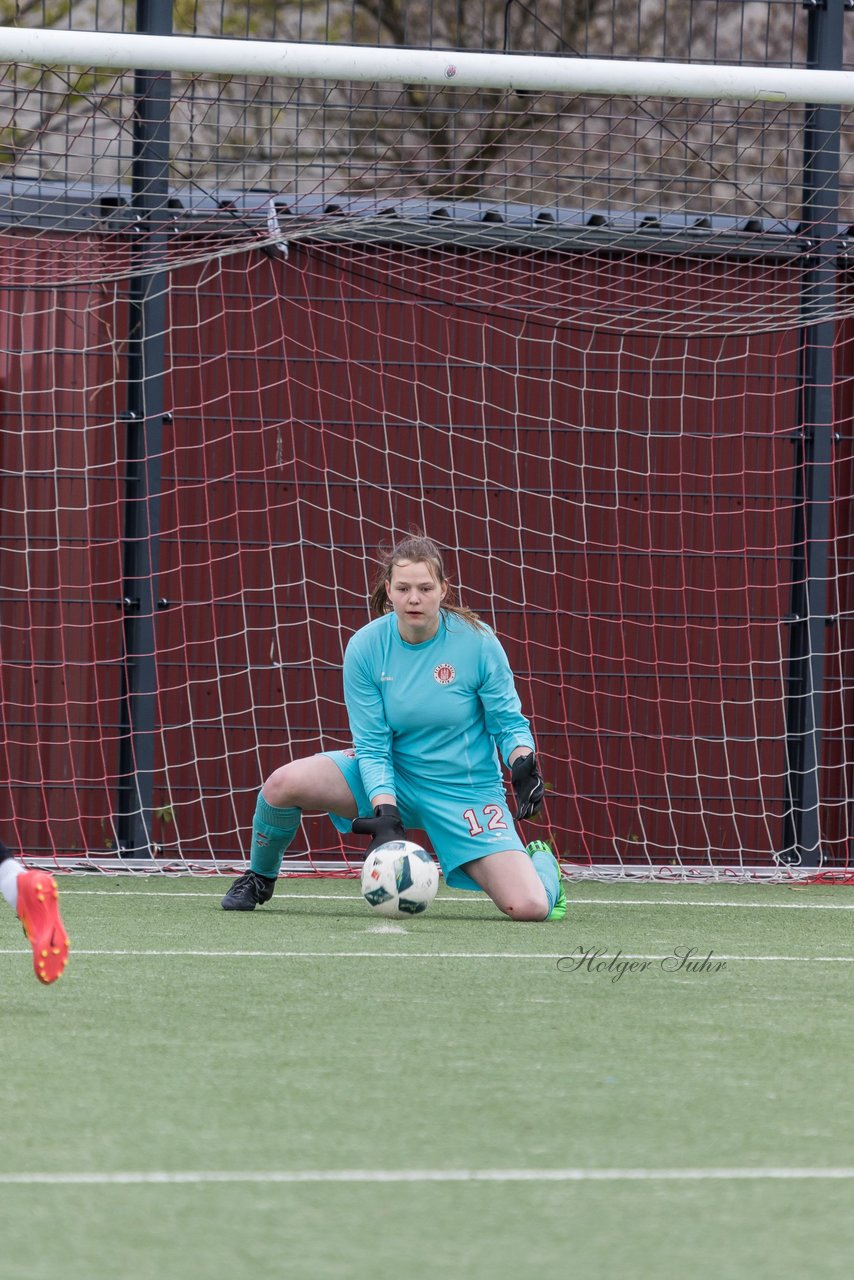 Bild 125 - B-Juniorinnen St.Pauli - C-Juniorinnen SV Steinhorst : Ergebnis: 1:2